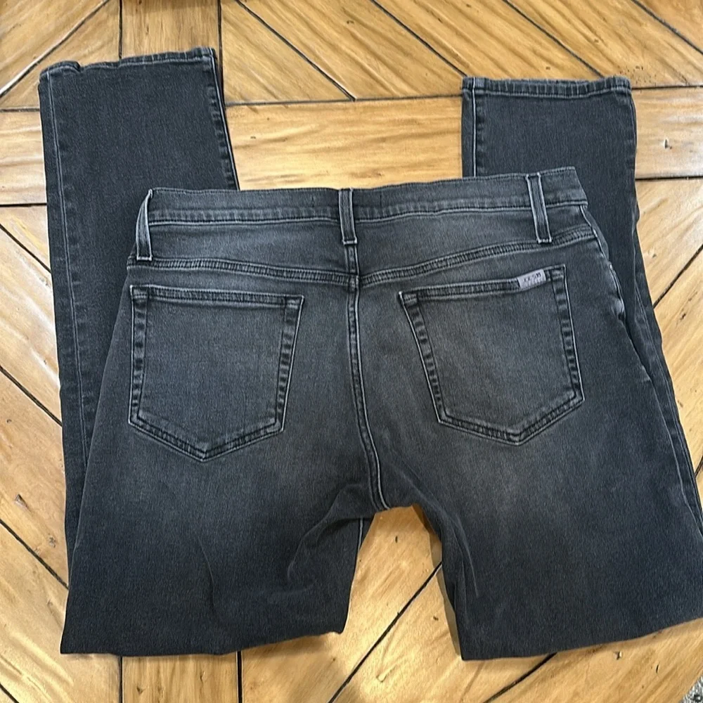 Mens joe's jeans. 36Wx32L - Picture 2 of 6